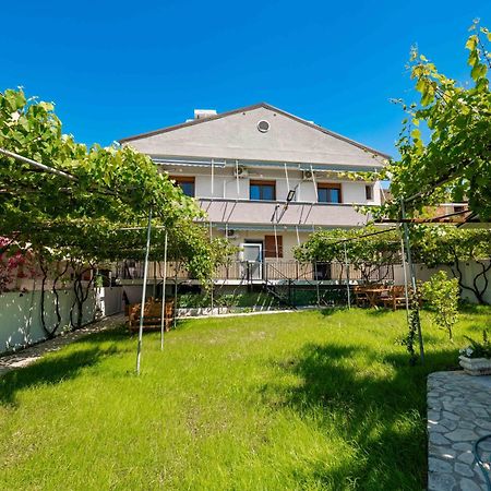Kalpazo Kaja Vila Garden Golem  Ngoại thất bức ảnh